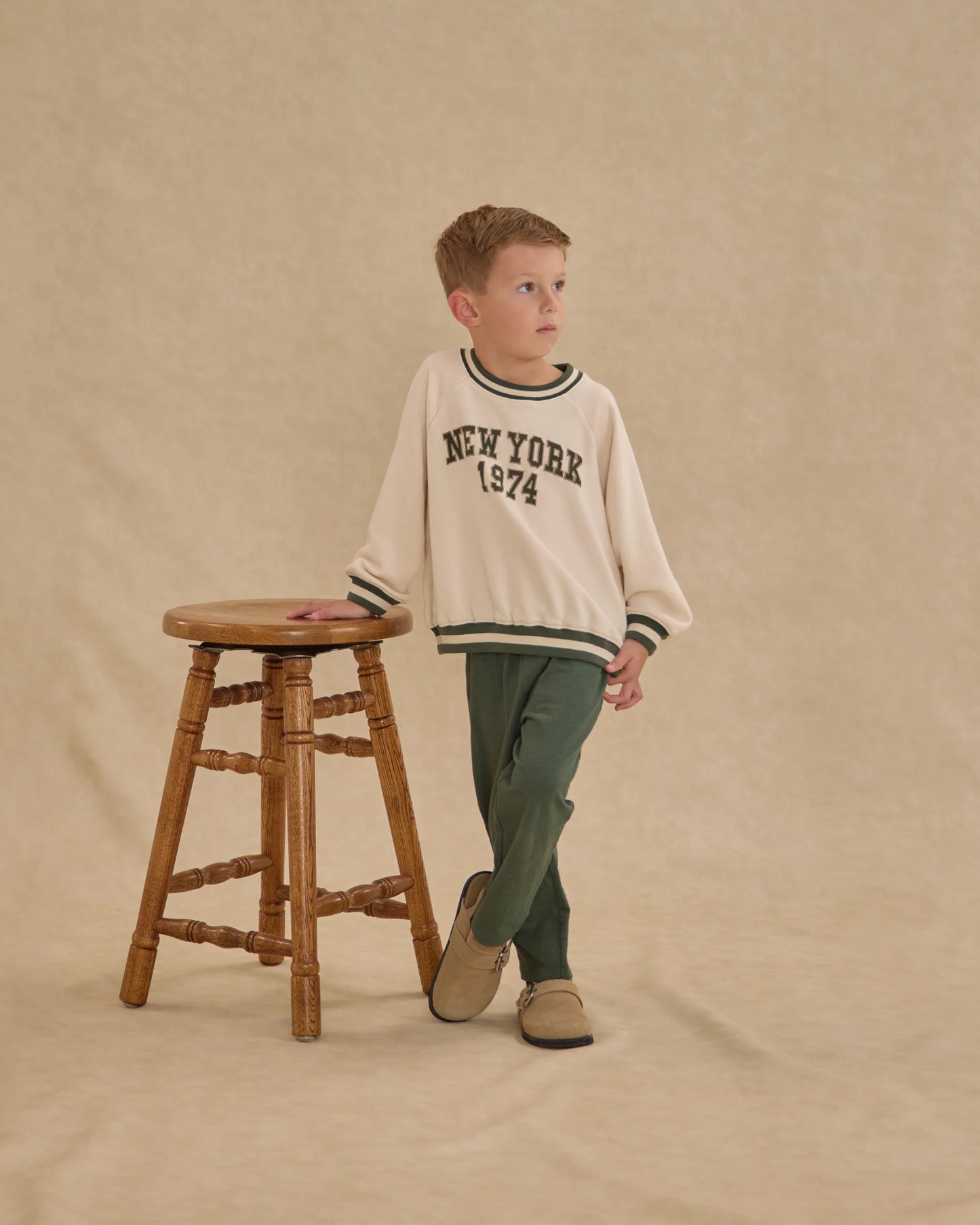 New York Oversized Raglan Sweatshirt